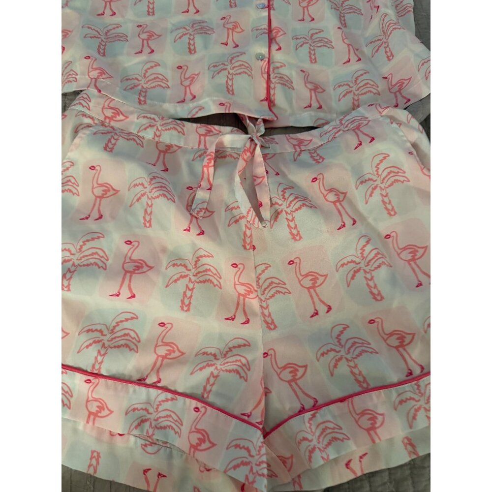 Bouffant’s & Broken Hearts Womens Size Medium Pink Flamingo Print Pajama Set - Picture 4 of 11